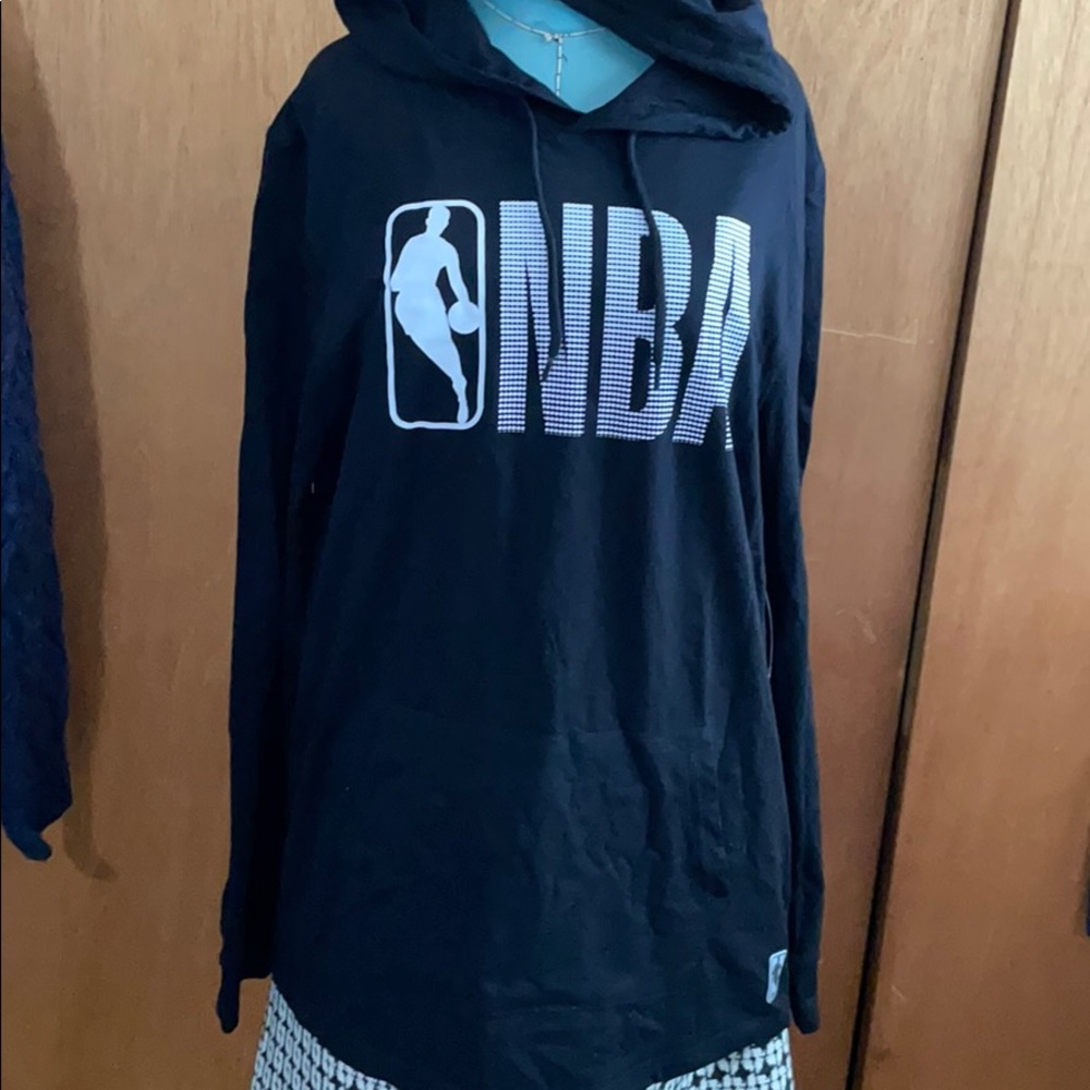 NBA T-shirt hooded large black